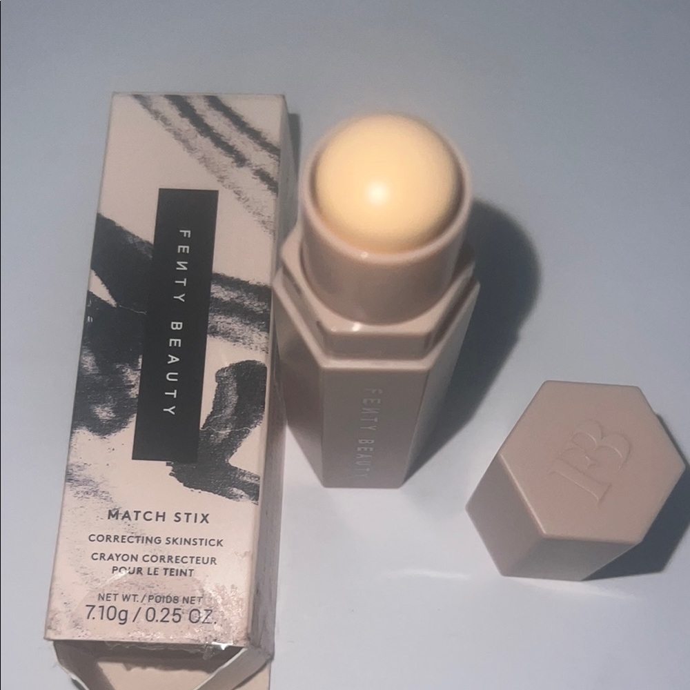 Fenty Beauty Match Stix Correcting Skinstick -banana